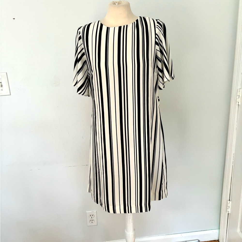 H&M  bundle 2 dresses - Picture 16 of 16